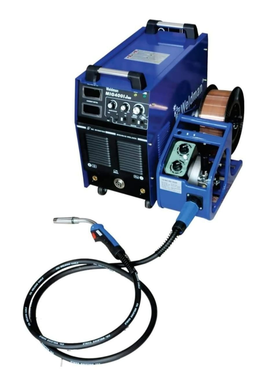 CO2 welding machine